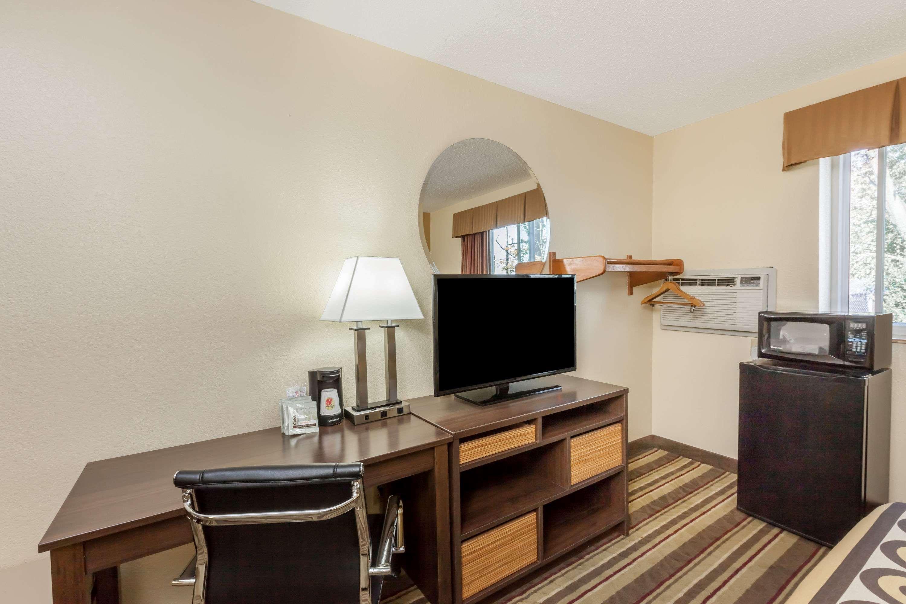 מלון Super 8 By Wyndham Latham - Albany Airport מראה חיצוני תמונה